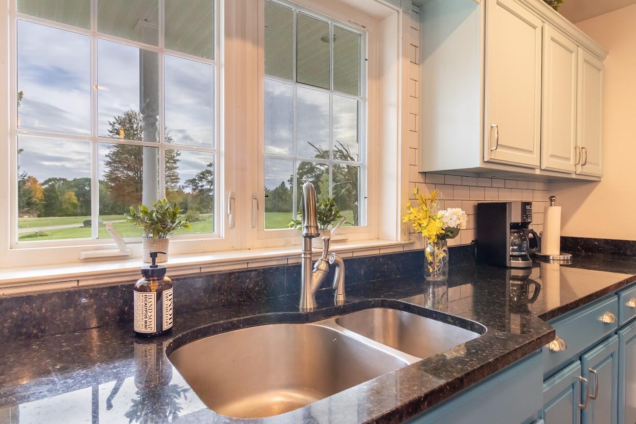 597 Hudson Road Glenburn, ME 04401 - Photo 30 of 61 597 Hudson Road Interiors-19