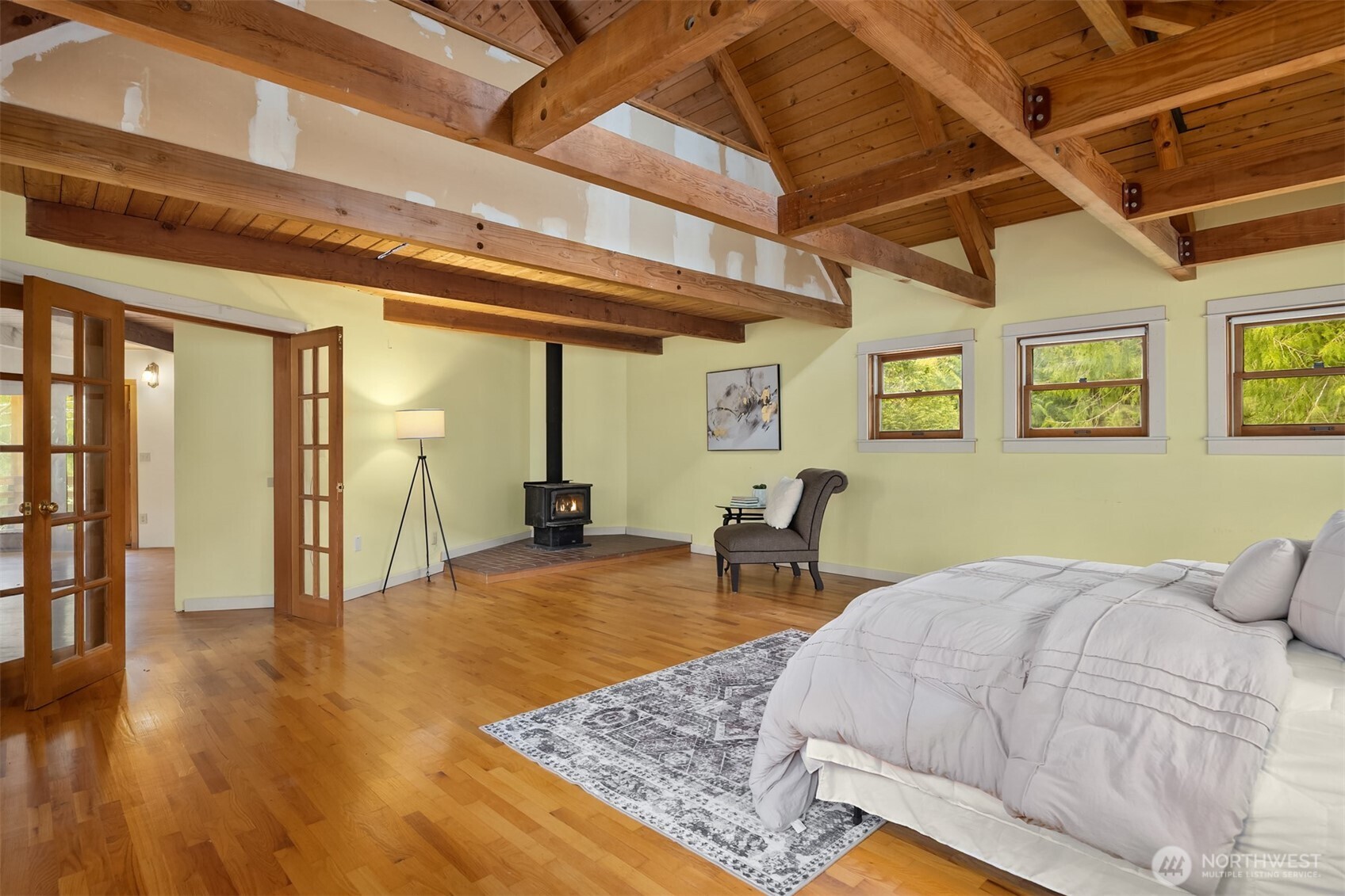 5790 Old Mill Road Northeast Bainbridge Island, WA 98110 - Photo 16 of 31