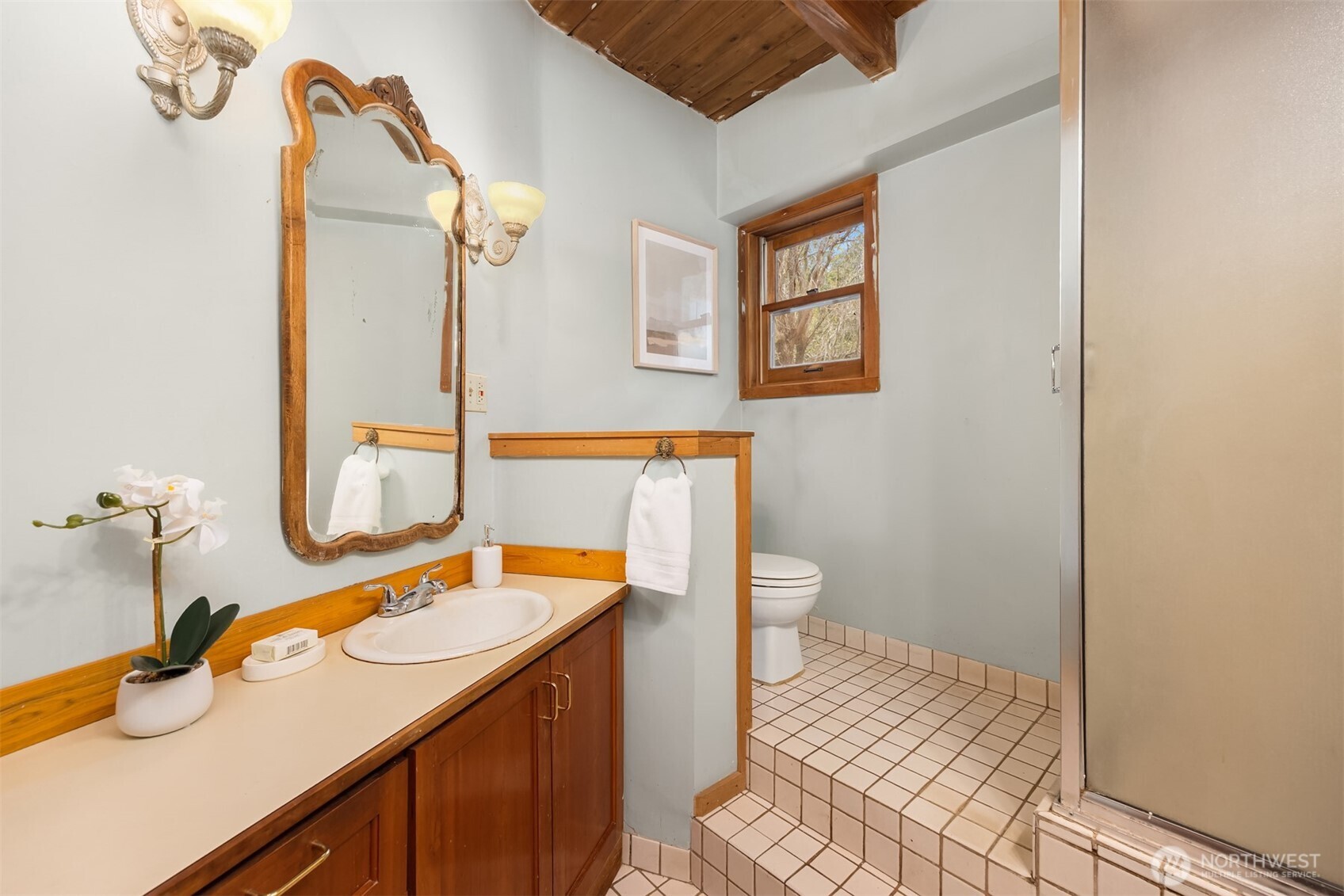 5790 Old Mill Road Northeast Bainbridge Island, WA 98110 - Photo 24 of 31