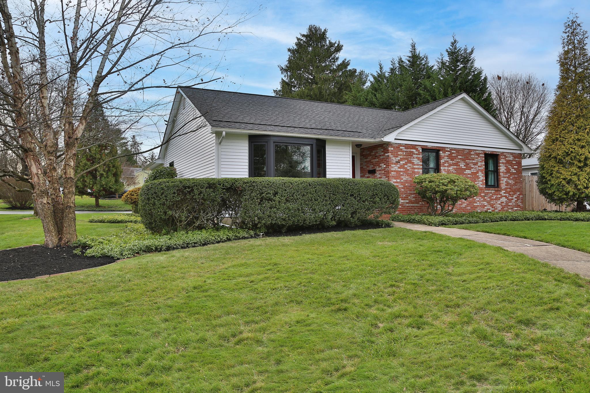 15 Crown Road Ewing, NJ 08638 - Photo 1 of 26 15 Crown Road