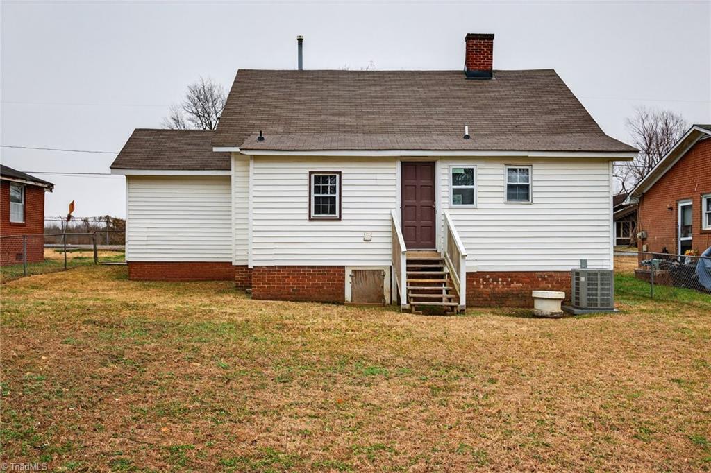 2820 Manchester Street Winston-Salem, NC 27105 - Photo 26 of 28