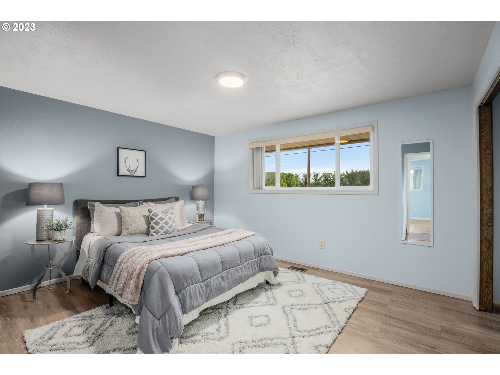 15443 South Henrici Road Oregon City, OR 97045 - Photo 18 of 38 Bedroom