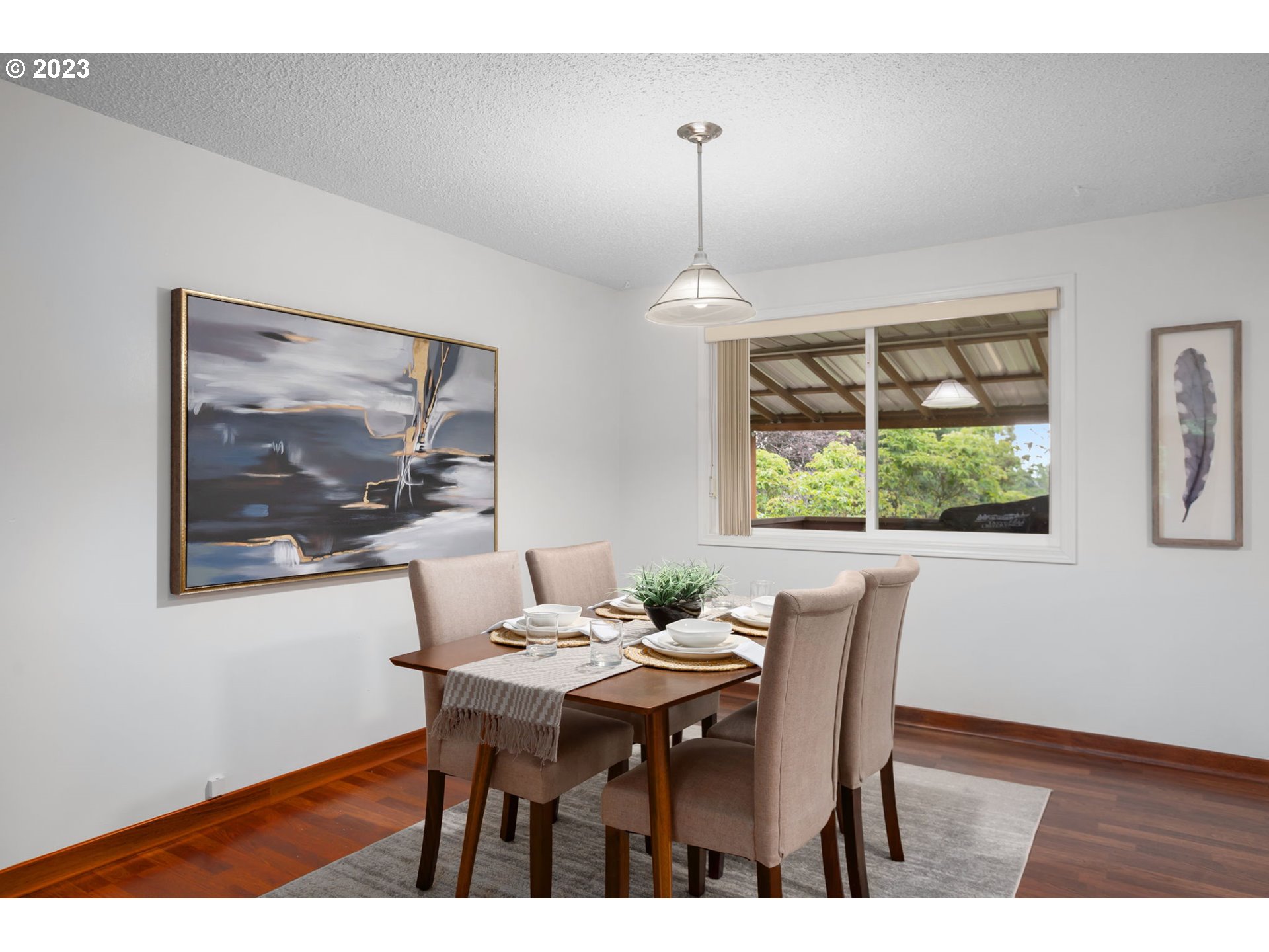 15443 South Henrici Road Oregon City, OR 97045 - Photo 4 of 38 Dining Room