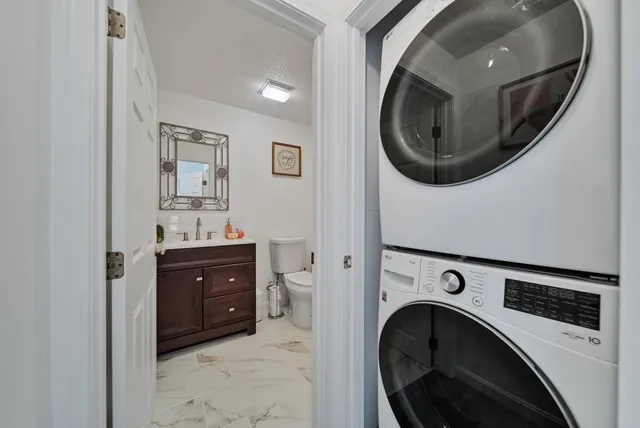 $300,000 | 69 Birch Glen Drive, Unit 2, Bennington, NH 03442