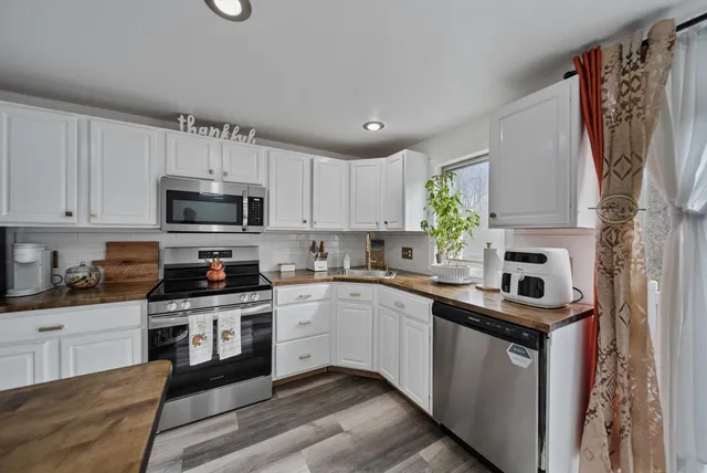 $300,000 | 69 Birch Glen Drive, Unit 2, Bennington, NH 03442