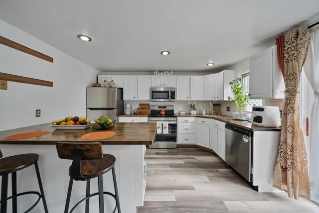 $300,000 | 69 Birch Glen Drive, Unit 2, Bennington, NH 03442