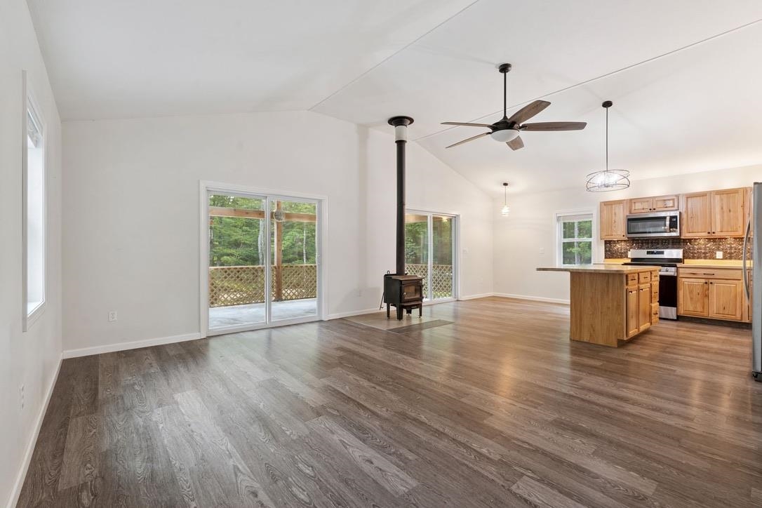 286 Presidential Drive Washington, NH 03280 - Photo 8 of 37