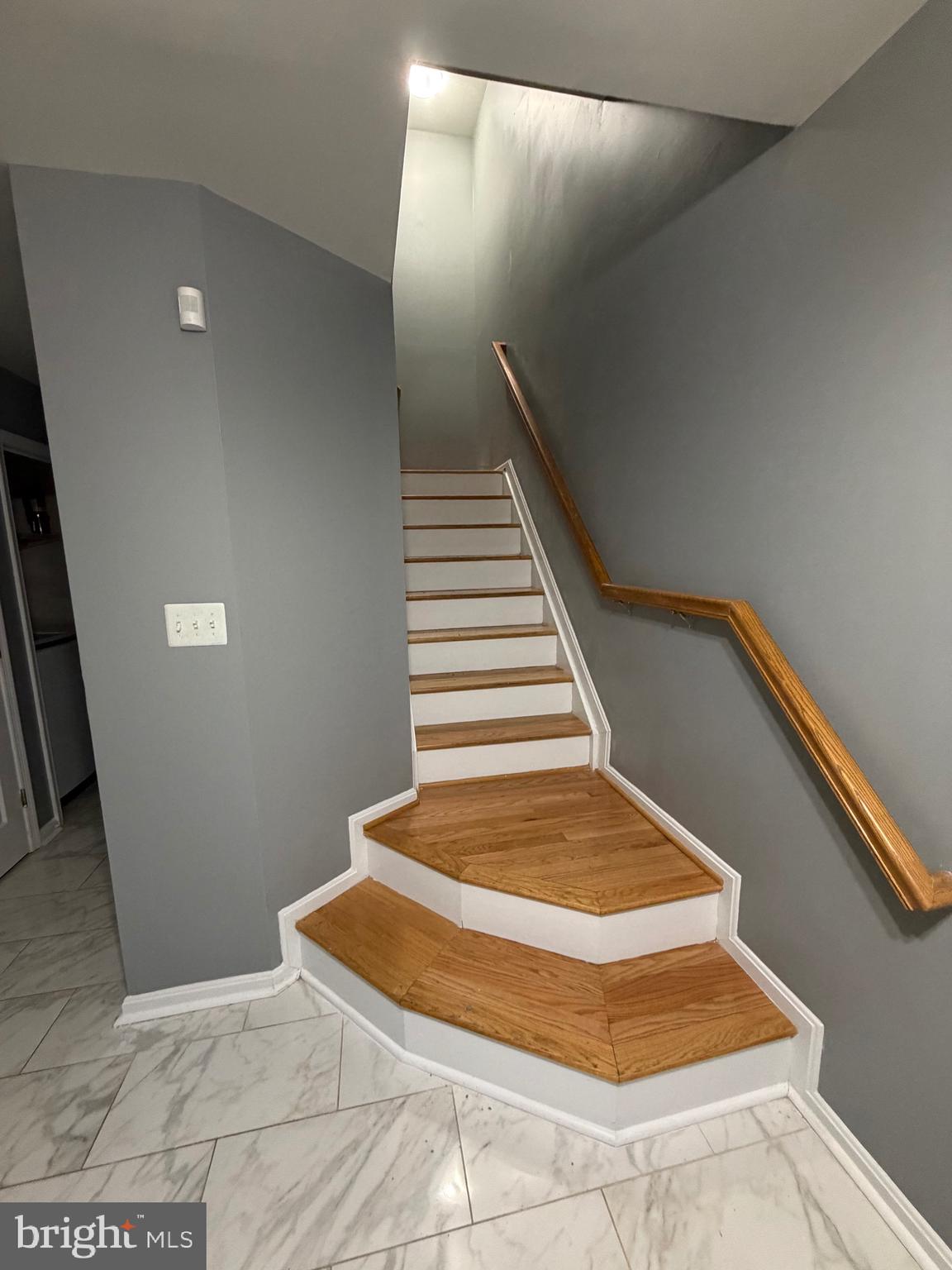 7704 Periwinkle Way Severn, MD 21144 - Photo 14 of 18 a view of entryway