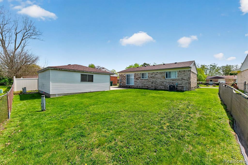 23712 Cedar Ridge Drive Romulus, MI 48174 - Photo 34 of 51 Gallery Image 34
