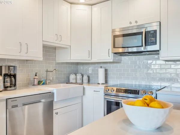 $549,000 | 856 Neacoxie Boulevard, Unit 304, Gearhart, OR 97138