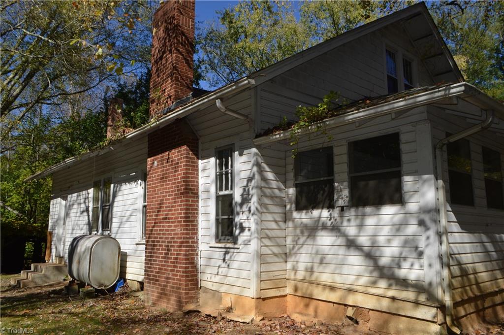 Main House. 