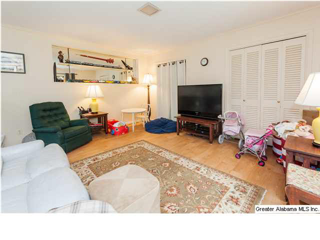 4375 MountainDale Road Birmingham, AL 35213 - Photo 17 of 32