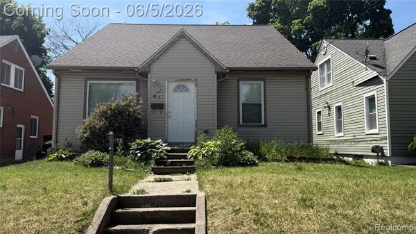 $219,000 | 47 Osceola Drive, Pontiac, MI 48341