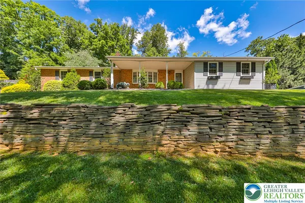 $600,000 | 3557 Southwood Drive, Easton, PA 18045
