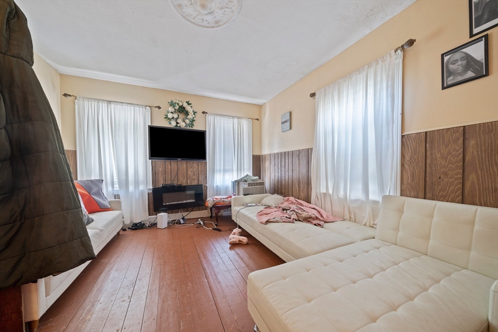 707 Washington Street Boston, MA 02124 - Photo 12 of 30