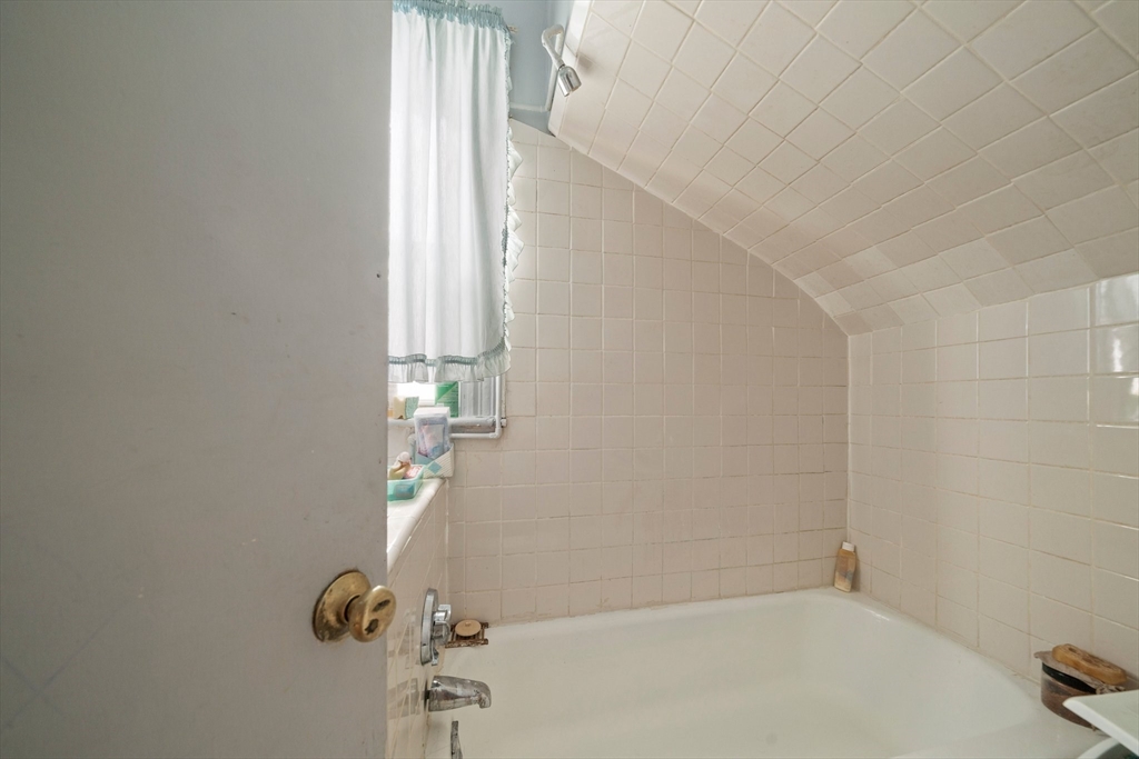 707 Washington Street Boston, MA 02124 - Photo 18 of 30