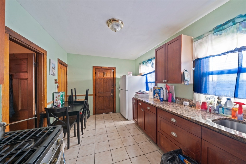 707 Washington Street Boston, MA 02124 - Photo 8 of 30