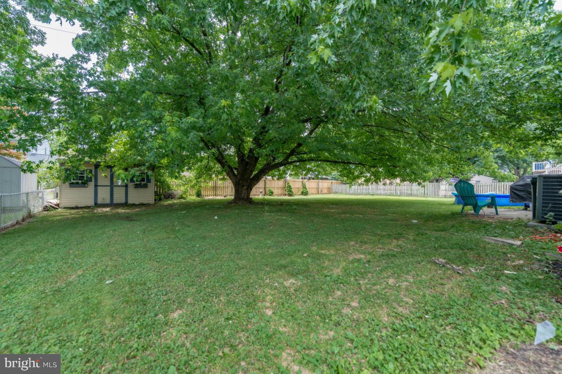 530 West 2nd Avenue Lititz, PA 17543 - Photo 23 of 24