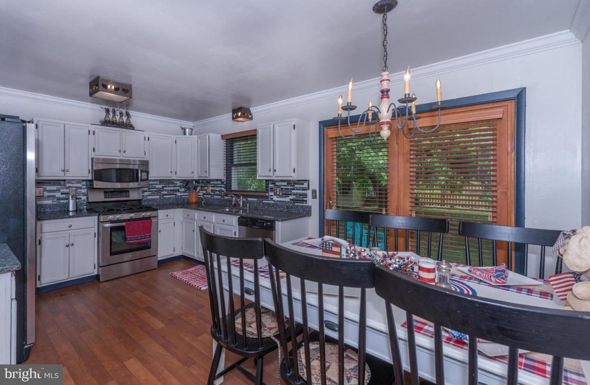 530 West 2nd Avenue Lititz, PA 17543 - Photo 8 of 24