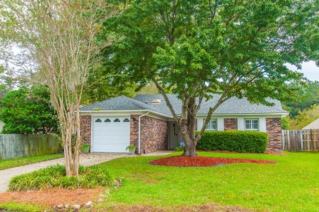9527 One Notch Road Ladson, SC 29456 - Photo 2 of 24 _DSC9163