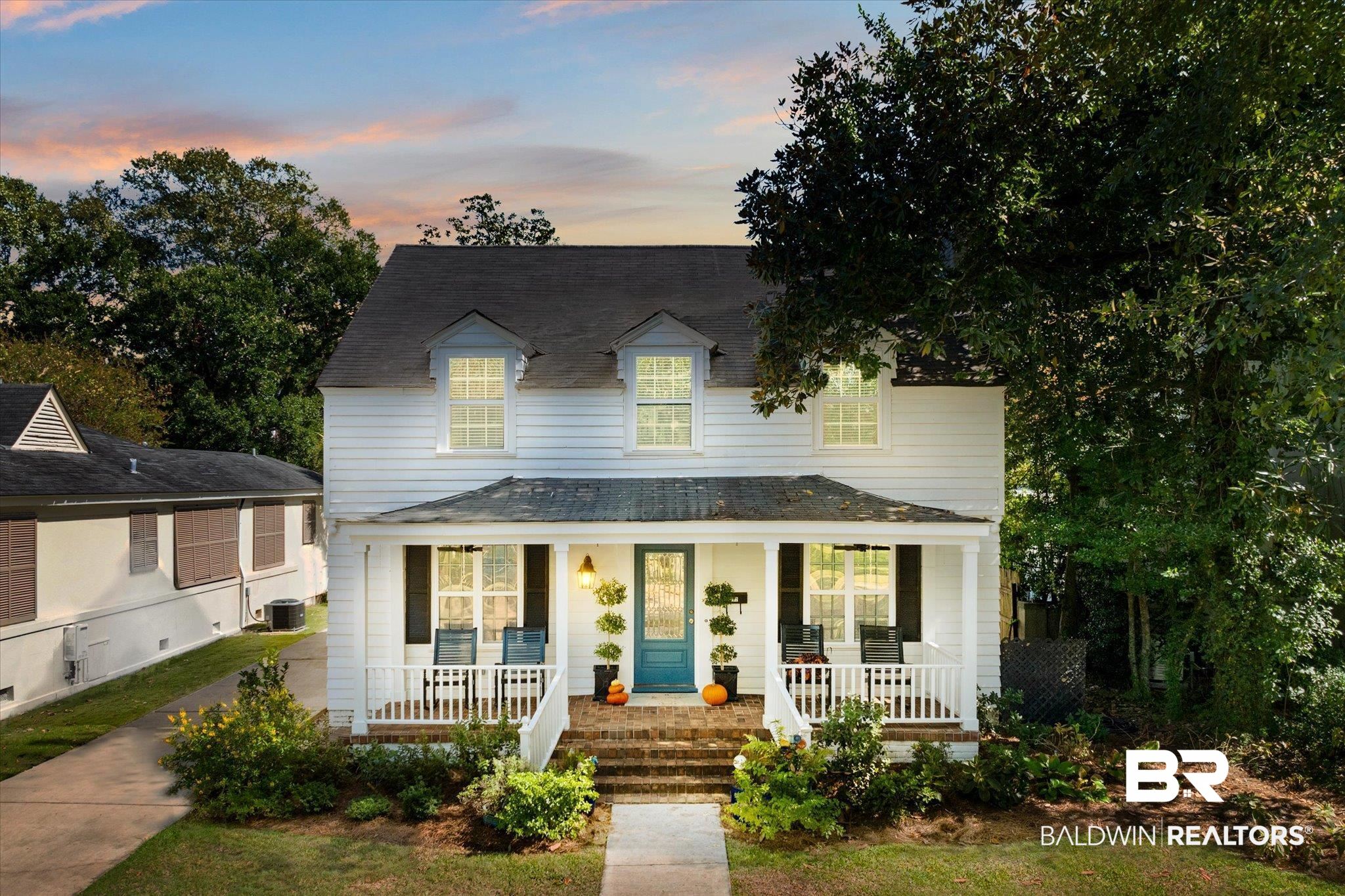 202 Woodlands Avenue Mobile, AL 36607 - Photo 53 of 53 View of front of property featuring a porch