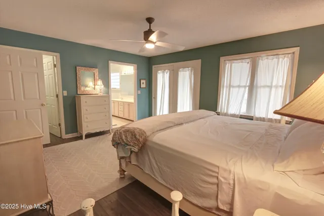 $2,850 | 102 South Harbor Drive, Surf City, NC 28445