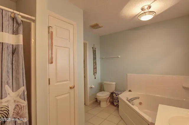 $2,850 | 102 South Harbor Drive, Surf City, NC 28445