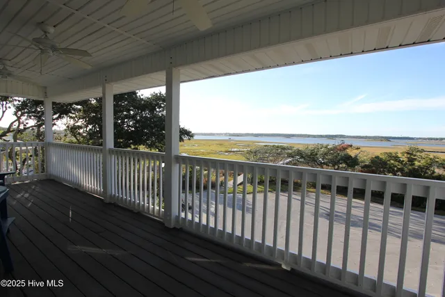$2,850 | 102 South Harbor Drive, Surf City, NC 28445