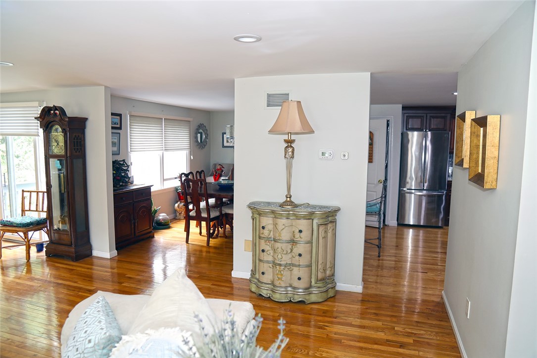 5390 Post Road, Unit 5 East Greenwich, RI 02818 - Photo 6 of 17