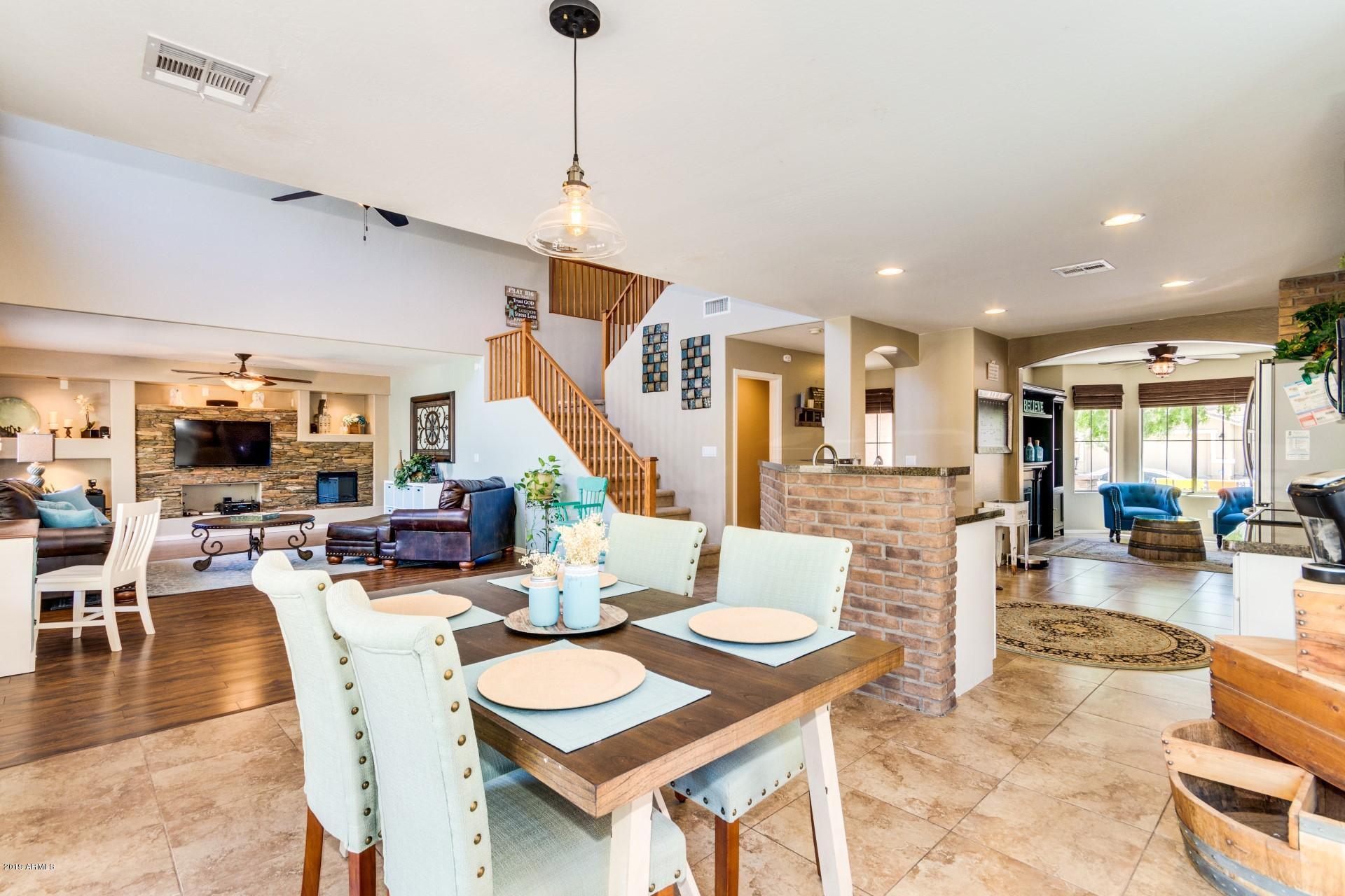 2410 West Peak View Road Phoenix, AZ 85085 - Photo 7 of 35 Gallery Image 7