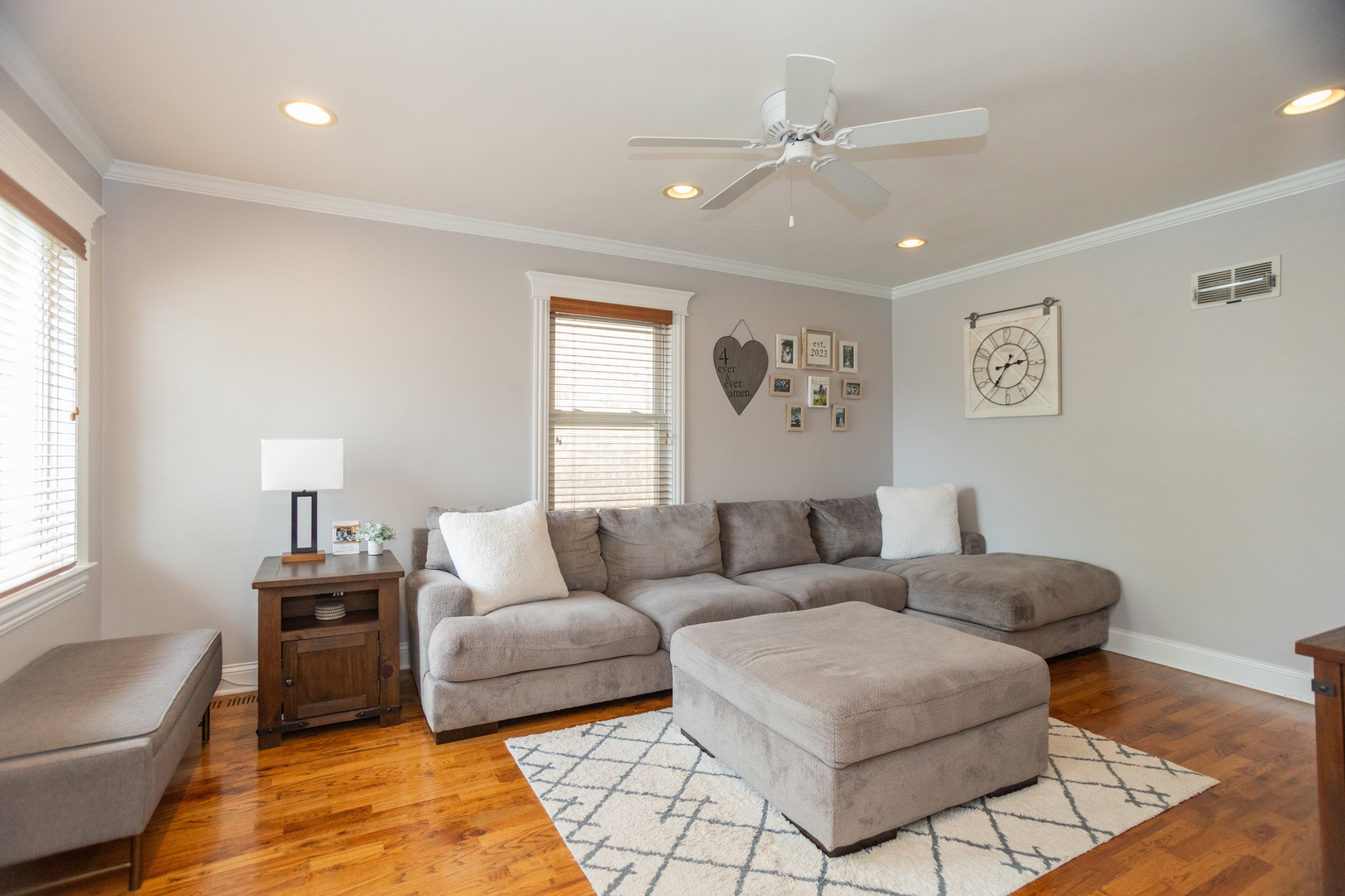 5328 North Rutherford Avenue Chicago, IL 60656 - Photo 5 of 40 a living room with furniture and a window