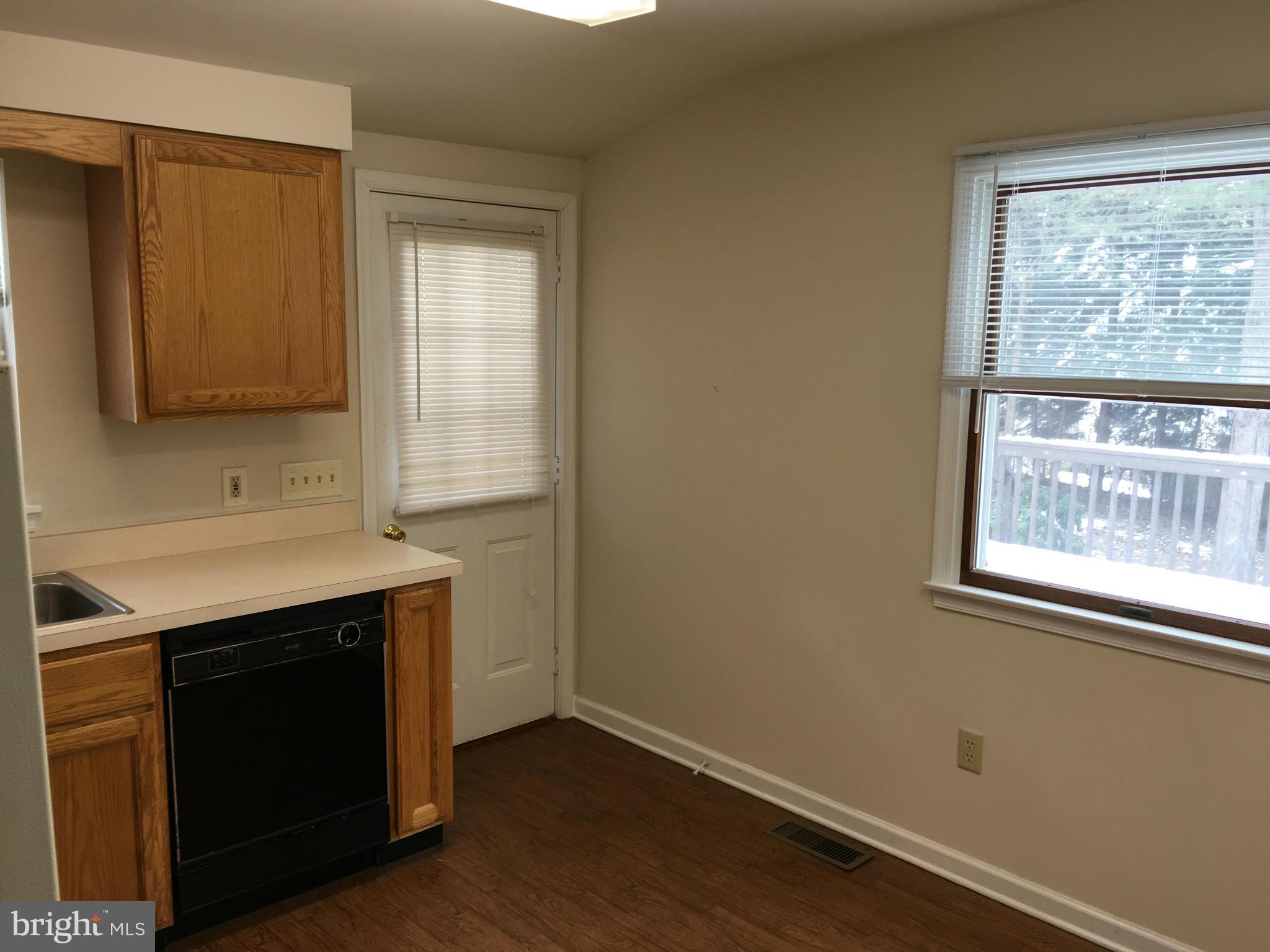 101 Pleasant Hill Road Owings Mills, MD 21117 - Photo 5 of 22 Kitchen