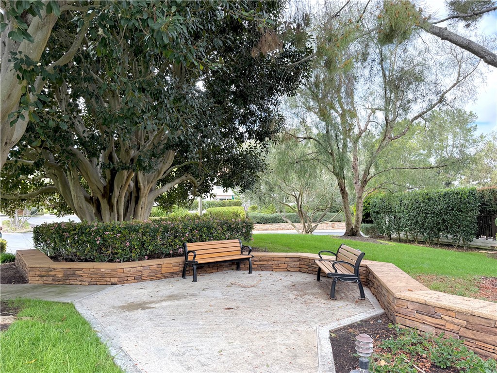 4 Del Rey, Unit 19 Irvine, CA 92612 - Photo 25 of 25 RELAXING SITTING AREAS!
