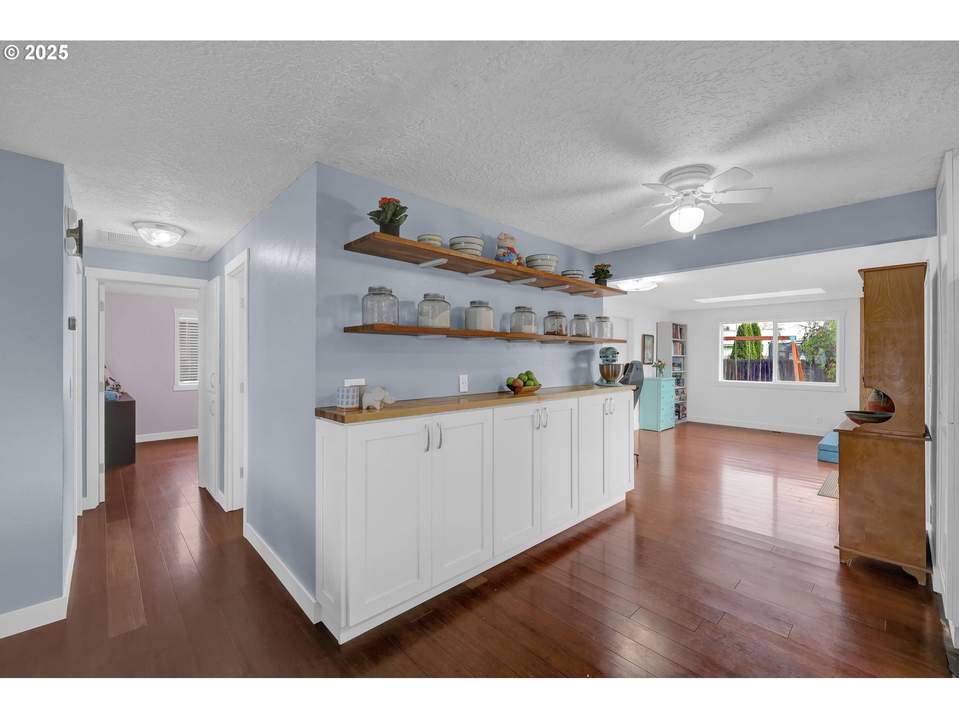 1036 Oak Street Junction City, OR 97448 - Photo 15 of 34