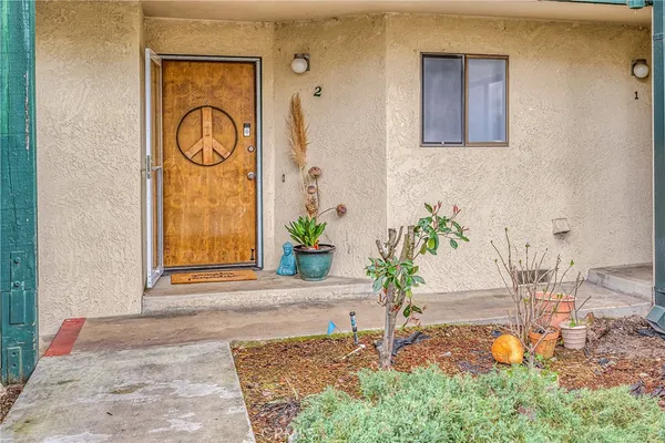 $149,000 | 10 Royale Avenue, Unit 2, Lakeport, CA 95453