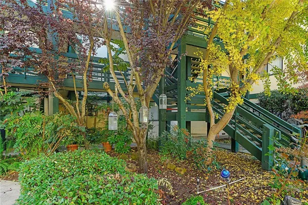 $149,000 | 10 Royale Avenue, Unit 2, Lakeport, CA 95453