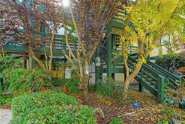 $165,000 | 10 Royale Avenue, Unit 2, Lakeport, CA 95453