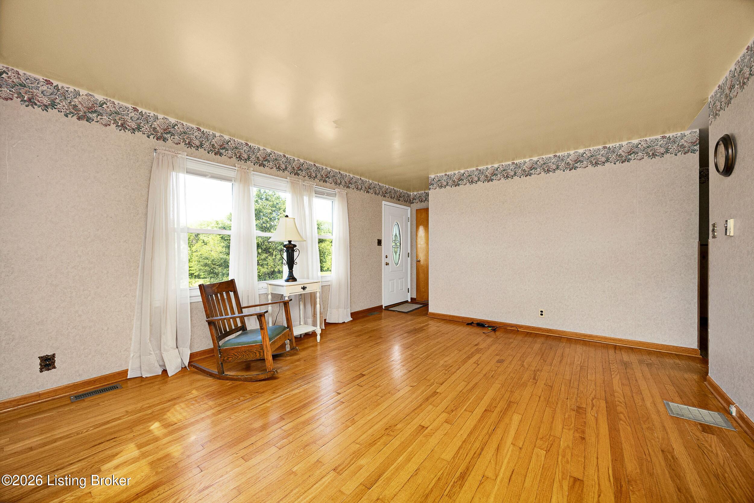 3999 North Loretto Road Lebanon, KY 40033 - Photo 7 of 30 3999NLorettoRd-13