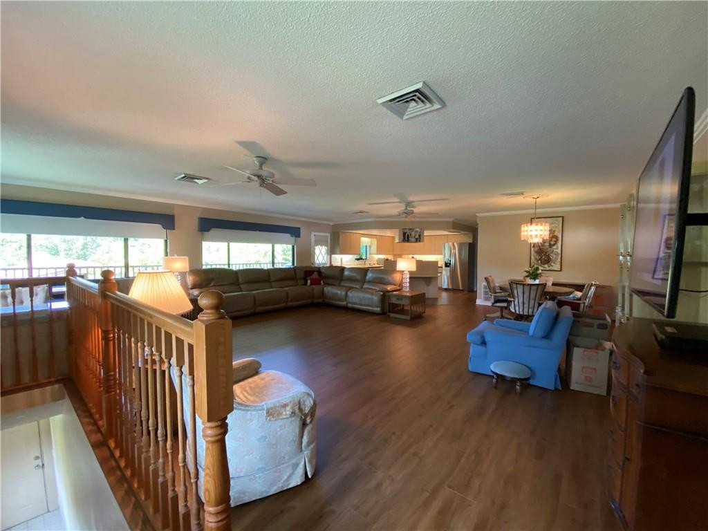 710 Northeast 3rd Street Pompano Beach, FL 33060 - Photo 4 of 44 Photo 4