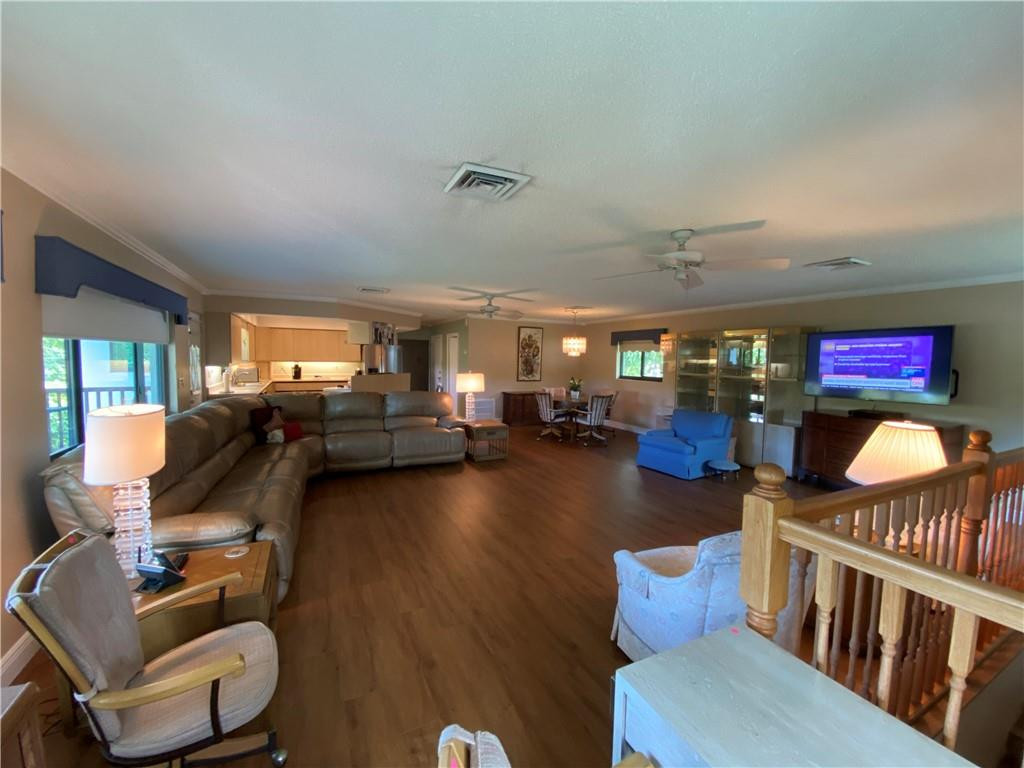 710 Northeast 3rd Street Pompano Beach, FL 33060 - Photo 5 of 44 Photo 5