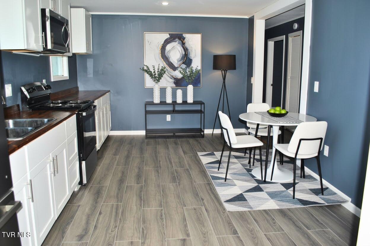 90 Fillers Mill Road Greeneville, TN 37743 - Photo 18 of 25 Staged Kitchen