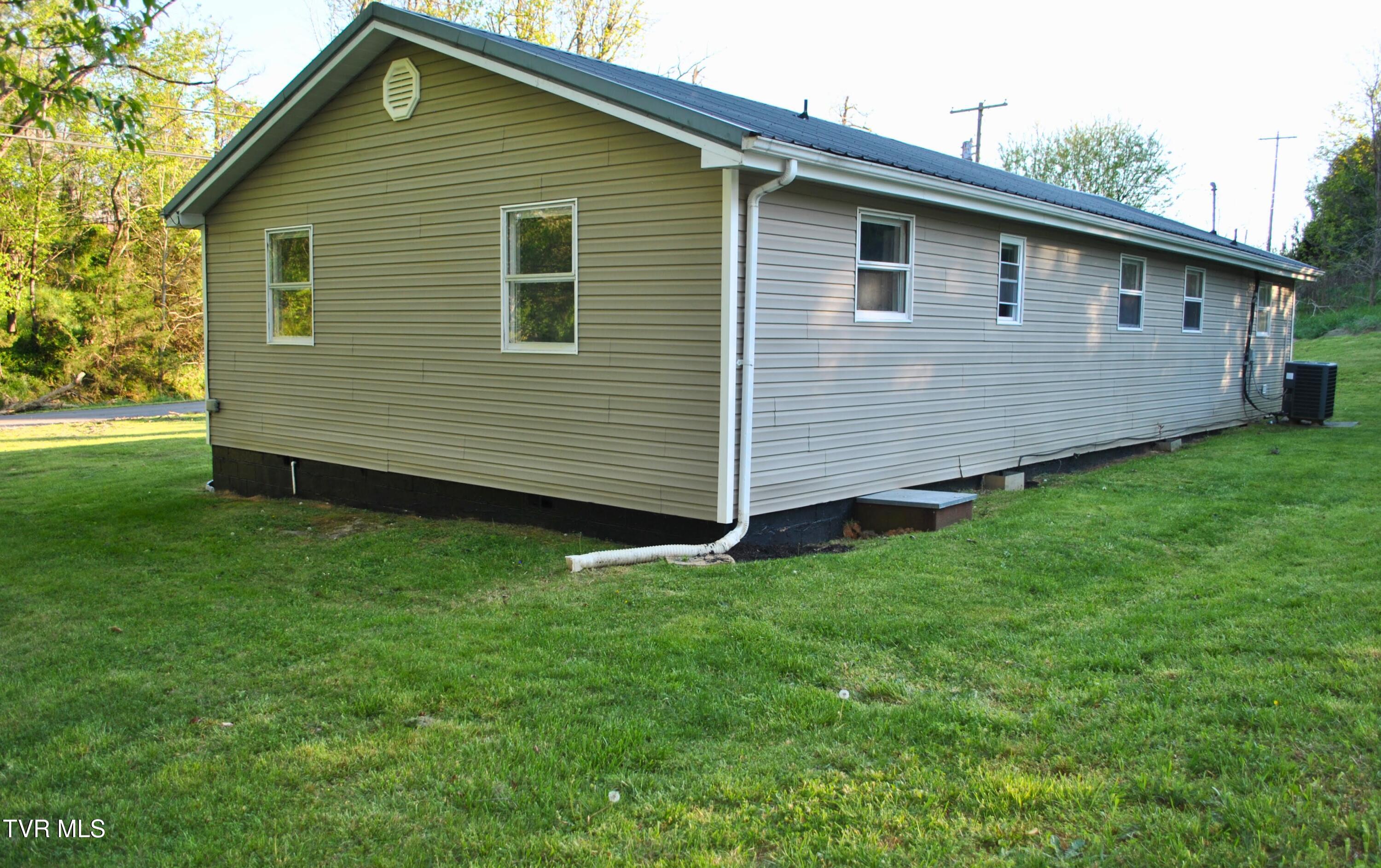 90 Fillers Mill Road Greeneville, TN 37743 - Photo 24 of 25 Back side of home