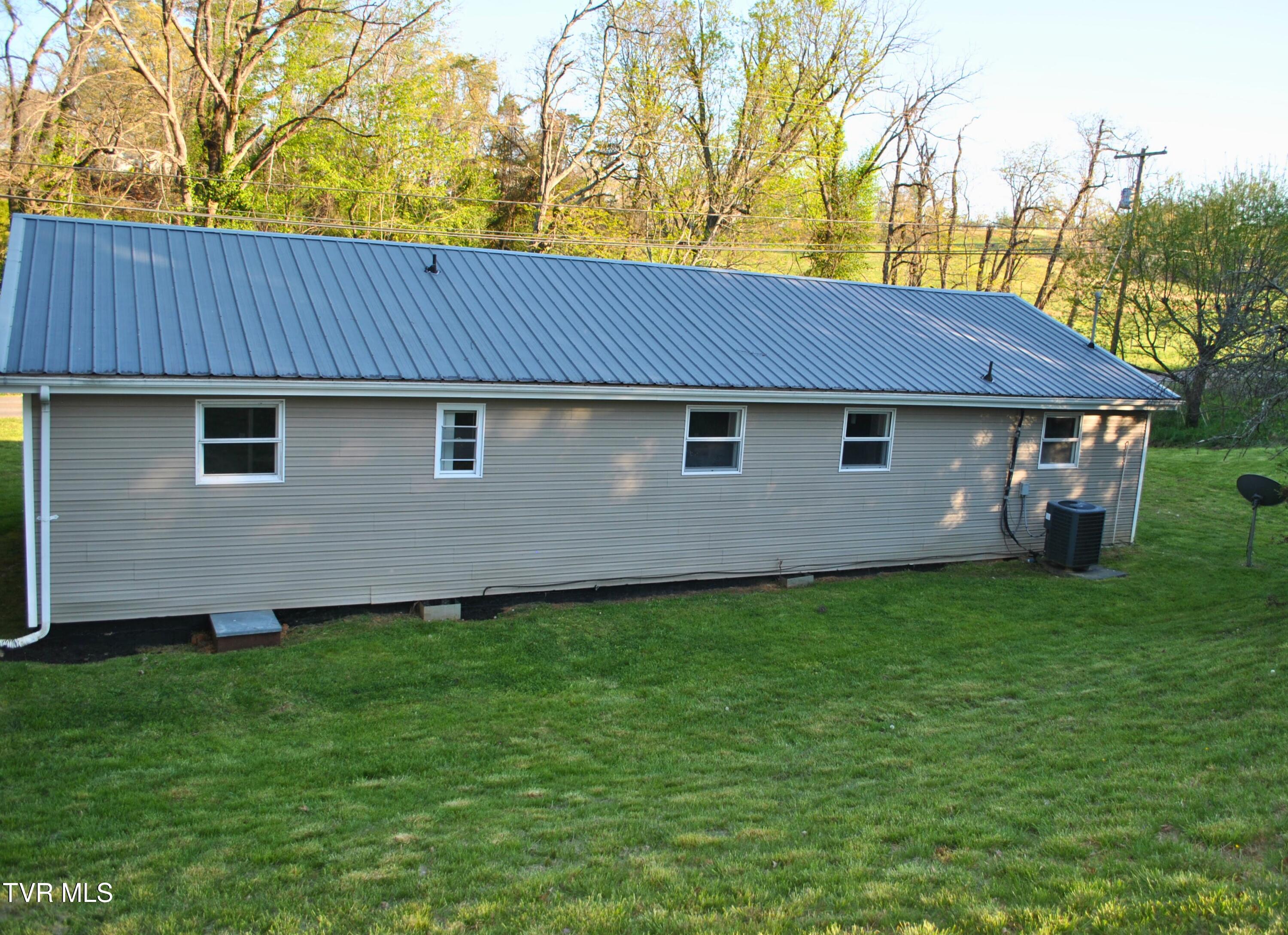 90 Fillers Mill Road Greeneville, TN 37743 - Photo 25 of 25 Back of home