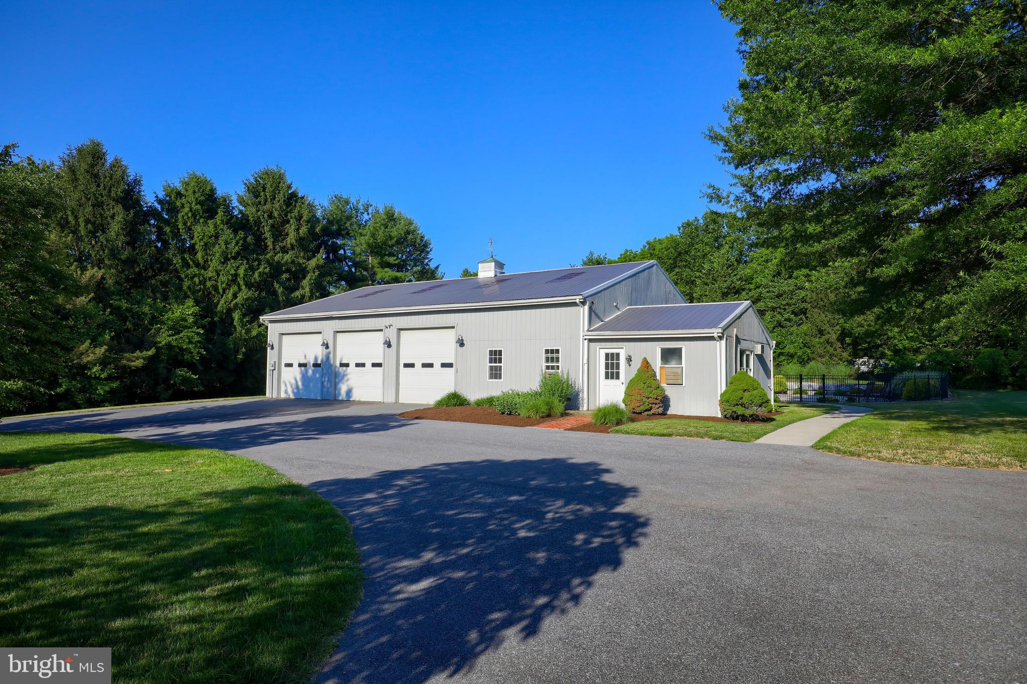 813 Rohrer Road Mountville, PA 17554 - Photo 17 of 107