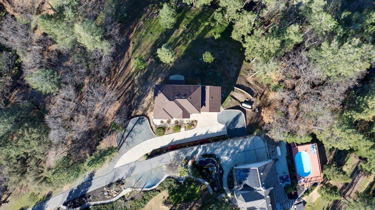 21895 One Fine Place Colfax, CA 95713 - Photo 61 of 81 an aerial view of a house with a tree