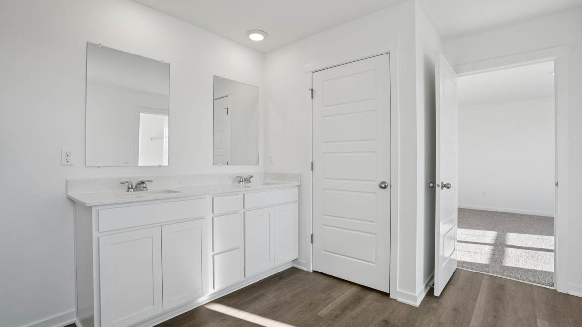 7076 Fair Oaks Road Racine, WI 53403 - Photo 23 of 42
