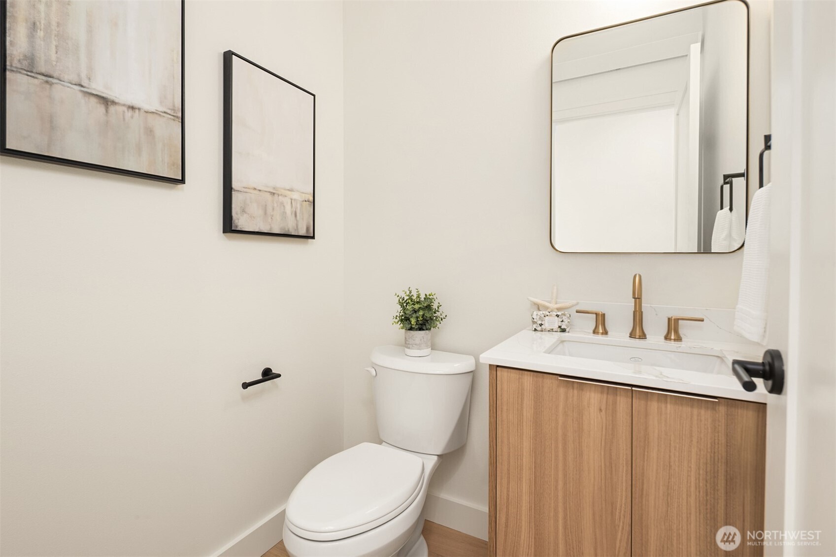 614 5th Avenue South, Unit C108 Edmonds, WA 98020 - Photo 12 of 23
