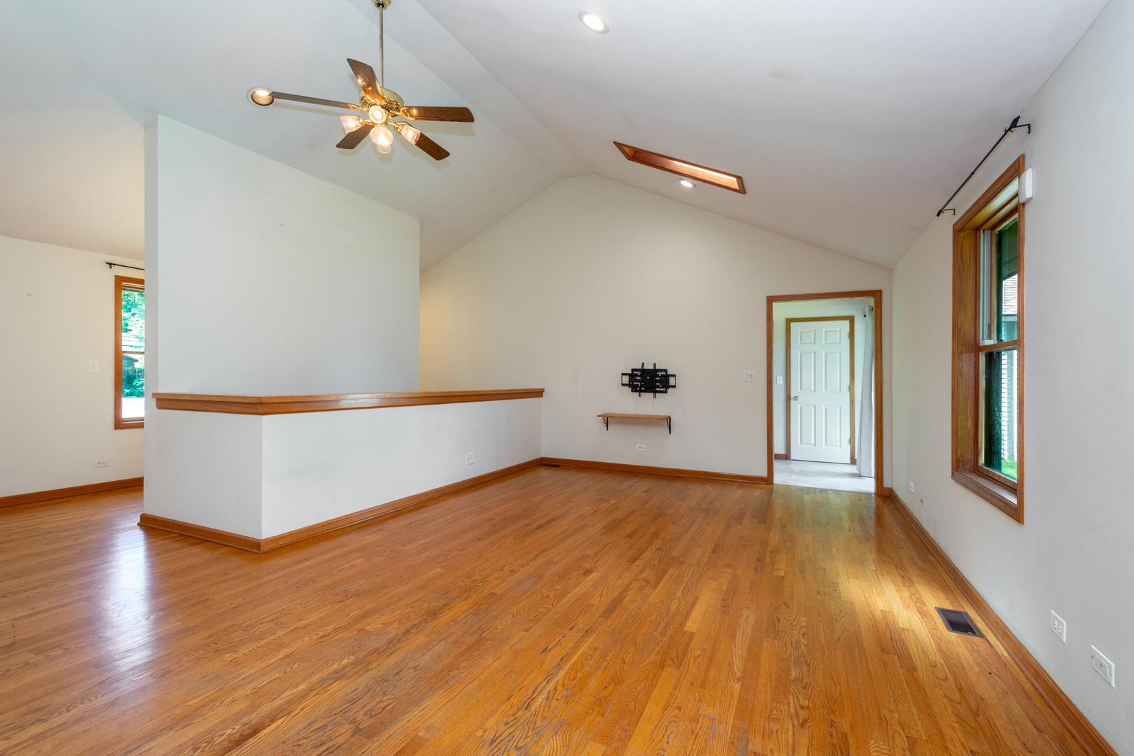 35861 North Fuller Road Gurnee, IL 60031 - Photo 15 of 40 Gallery Image 15