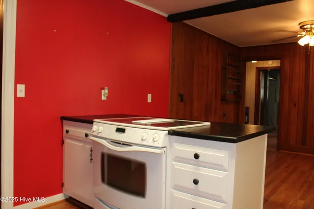 $249,900 | 513 West Main Street, Beulaville, NC 28518