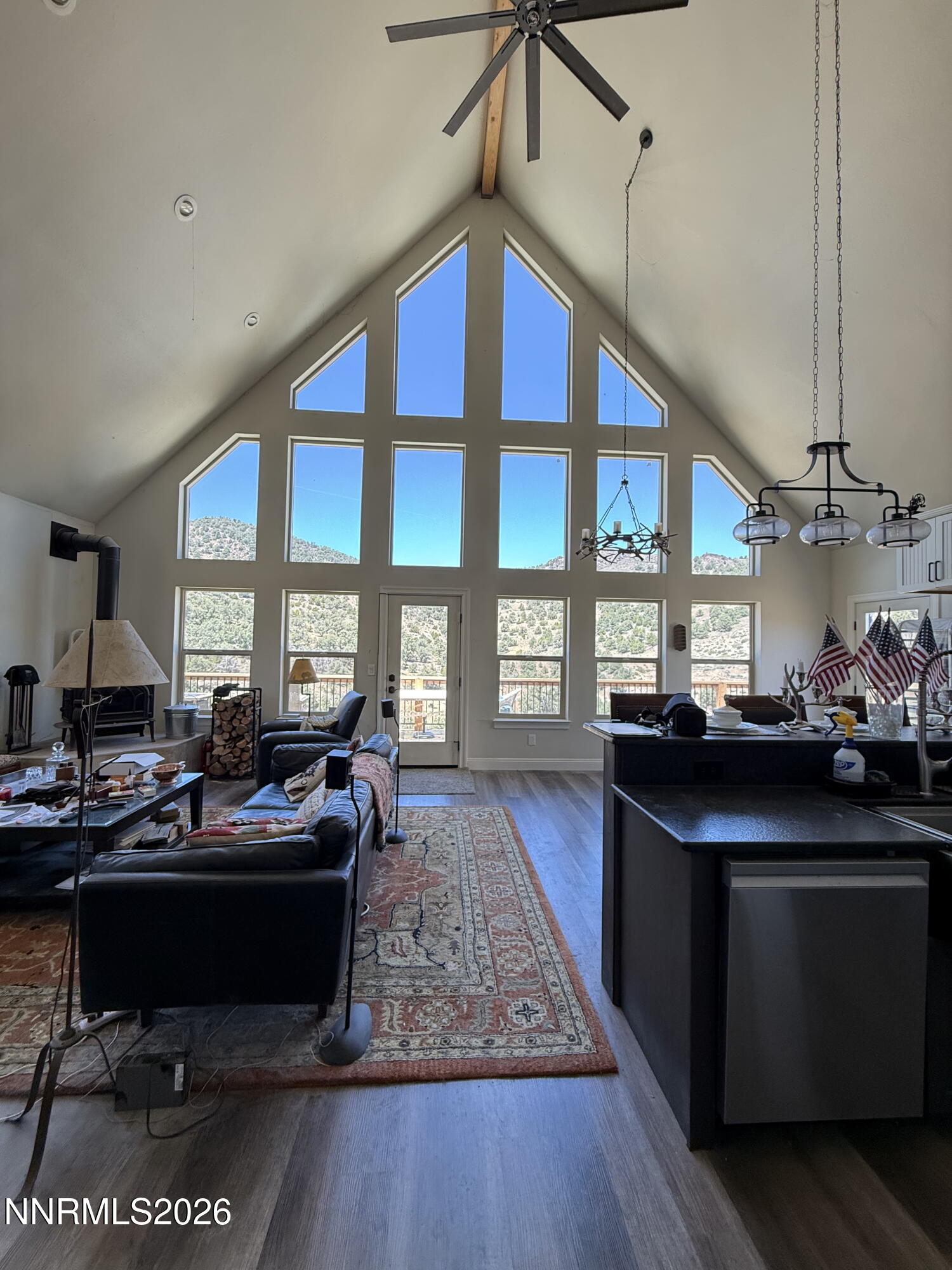 2380 Wildrose Road Reno, NV 89521 - Photo 10 of 31 livign room
